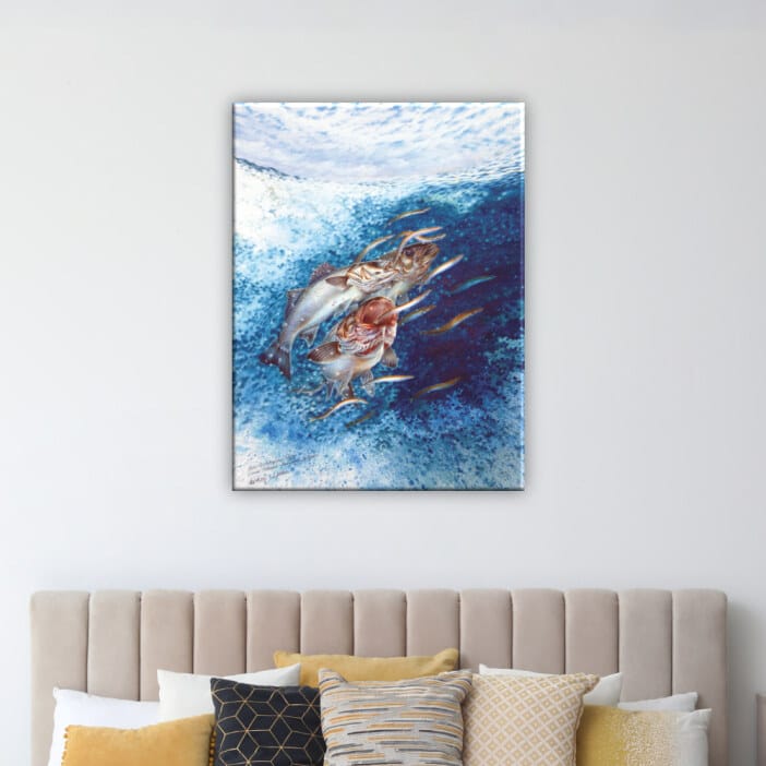 Måla fiskar i havet. God kvalitet, original, hängde på en vägg ovanför en soffa i ett vardagsrum