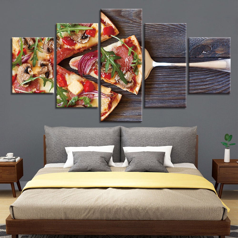 Tabell med pizzasnittar