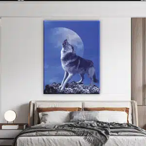 Målning ylande vit varg fullmåne. 08:37 Bra kvalitet, original, hängde på en vägg över en säng i ett hus