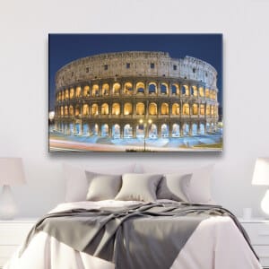 Föreställ dig Rom Colosseum. Original av god kvalitet, hänger över en säng i ett vardagsrum