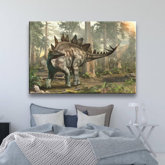 Dinosaurie stegosaurus bild. God kvalitet, original, hängde på väggen ovanför sängen i ett hus