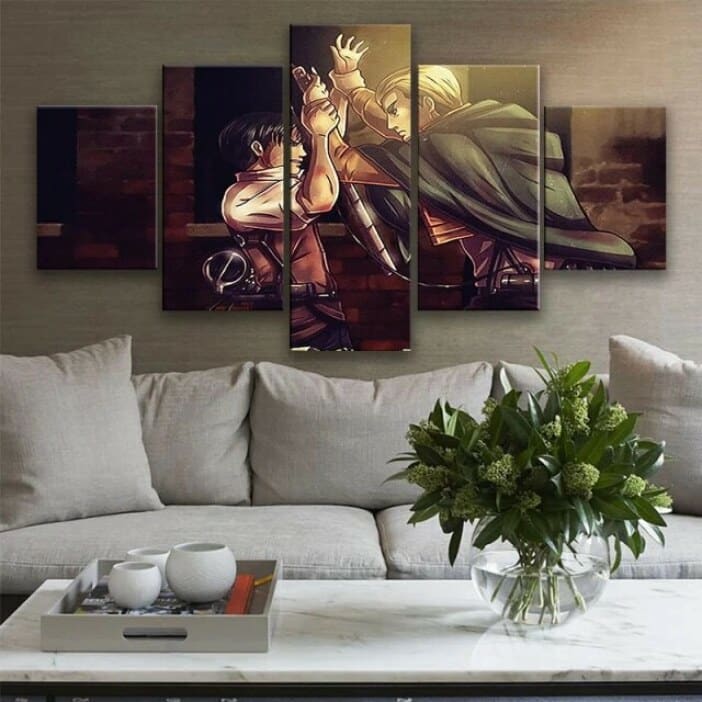 Titanernas attack målning Levi och Erwin tvistar. God kvalitet, original, hängde på en vägg ovanför en soffa i ett vardagsrum