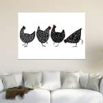 Målning teckning kycklingar pecking. God kvalitet, original, hängde på en vägg ovanför en soffa i ett vardagsrum