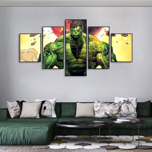 Hulk i 5 delar på gul bakgrund